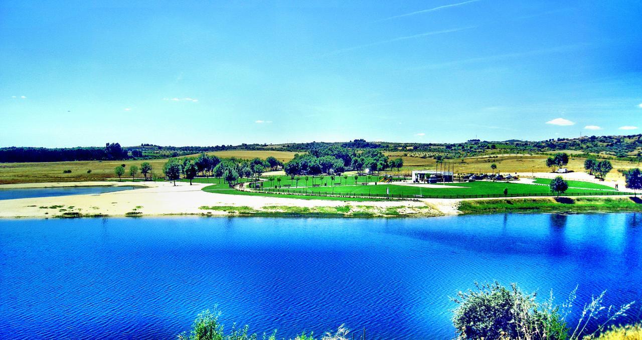 Alojamento Rural de Sendim da Serra Exterior foto